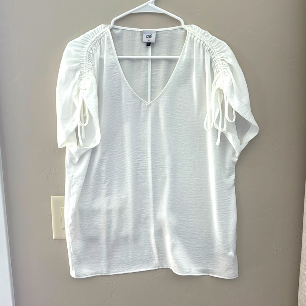 white new CAbi shirt